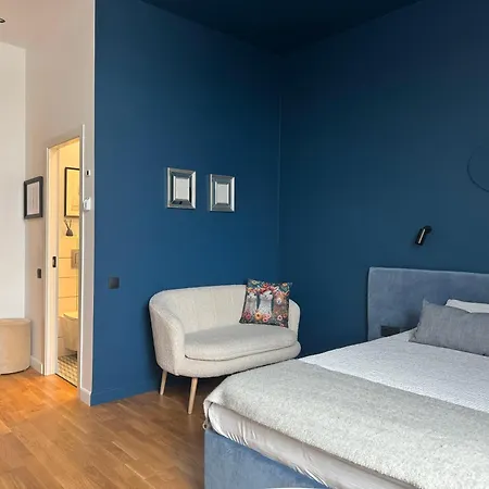 Aparthotel Miro Center - Quiet Chic, Self Check-in Riga