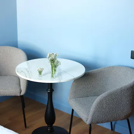 Aparthotel Miro Center - Quiet Chic, Self Check-in Riga
